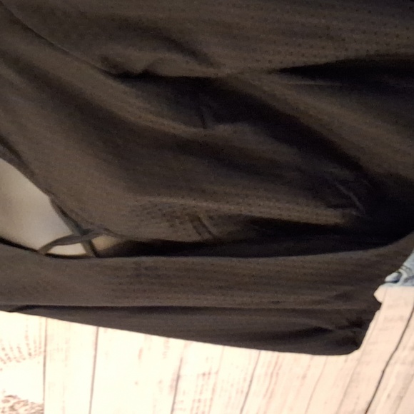 Nwt wrap cross front versatile boho top Size medium 👌 - Picture 4 of 7